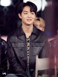 He is a former member of the project group wanna one. Image About Park Jihoon In Treasure Box By Sky