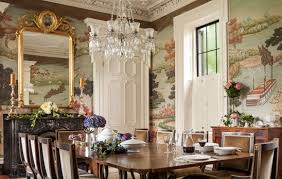 Beautiful Traditional Dining Room With Stunning Mural In Charleston Renovation Slc Interiors Interio Slc Interiors Dining Room Victorian Elegant Dining Room