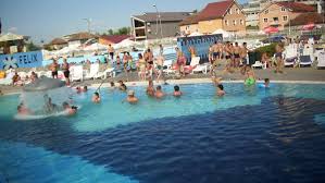 Turistii cazati in complex aqua president 3* beneficiaza de acces gratuit in aqua park.la intrarea in aqua president fiecare client primeste cate un ceas. Pensiunea Florena Pension Reviews Baile Felix Romania Transylvania Tripadvisor