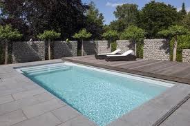 Poolabdeckung Poolbau Hesselbach Schwimmbadtechnik Gartenpools Poolbau Gartengestaltung