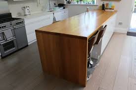 Our oak worktops feature staves that naturally vary in colour. Full Stave Rustic Oak Worktop 26mm By 620mm By 2800mm At Wood And Beyond
