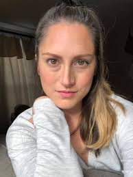 Seint makeup products for sale