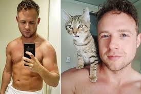 Try live cam chat programs (there are a bunch of these out there). 4 300 Per Night Male Escort Reveals What Women Really Want