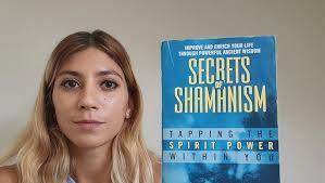 Secrets of Shamanism: Tapping the Spirit Power Within You: Jose Stevens,  Lena S. Stevens: 9780380756070: Amazon.com: Books