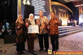 Penyelenggaraan puskesmas ramah anak terwujudnya puskesmas ramah anak di kabupaten semarang dengan. Berita Pemerintah Kabupaten Tanah Datar Membanggakan Puskesmas Lima Kaum I Menjadi Puskesmas Ramah Anak Tingkat Nasional