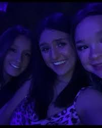 Hi!!! My name is Leah Kaldis and im from Houston TX. I am so excited to go  to Arkansas and plan