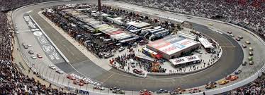 Some woman runs it in the same we had 2 action stores and a fantastic small store in mesa called racing collectibles. Darril S Diecast Collectibles