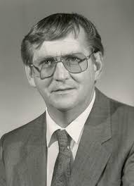 Robert Emslie Obituary (1947