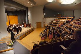 Blandt humanister høstede han stor anerkendelse for sit fund af hidtil ukendte komedier af den antikke romerske forfatter plautus. Ubersichtsplan Nikolaus Cusanus Haus