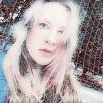 Keeley Baur's Instagram, Twitter & Facebook