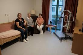 You can fly into a nearby city and come here using another method of transportation. 1 7 Millionen Euro Investiert Haus Stephanus Schafft Neue Einzelzimmer Ein Bisschen Mehr Privatsphare Hiddenhausen Westfalen Blatt
