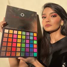 Amazon.com : UCANBE EXOTIC FLAVORS Eyeshadow Palette + 15 PCS Eye Brushes  Makeup Set 48 Colors Neon Shimmer Matte Glitter Eye Shadow Po. : Beauty &  Personal Care