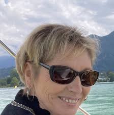 Sabine KLEIN, 59 ans (DOMBASLE SUR MEURTHE, SAINT DIZIER)