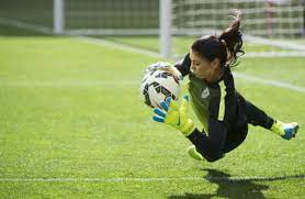 Kenny got us the football package. Tu Sais Que Tu Es Une Fille Qui Joue Au Foot Quand International Coupe Du Monde Feminines Tu Sais Que 9 Juin 2015 Sofoot Com