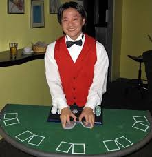 Figures on how much a dealer could make on average when including tips (and any benefits the casino provides for its workers) vary tremendously, but many peg it at somewhere between $30,000 and. Ten Amazing Facts And Figures About Casino Croupiers And Dealers