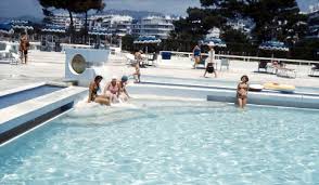 Cannes Petite Histoire Illustree Des Piscines Ouvertes Au Public La Piscine Olympique Du Palm Beach Paris Cote D Azur