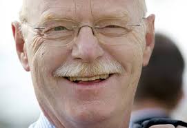 Bundesverteidigungsminister Dr. Peter Struck, SPD, Kabul , den 10.02.2003  Kabul Afghanistan