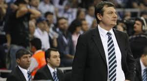 Şu anda galatasaray liv hospital'i ve türkiye milli basketbol takımı'nı çalıştırmaktadır. Ve Ergin Ataman Geri Dondu