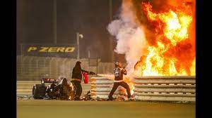Lewis hamilton, más líder tras lograr en mugello su victoria 90 en fórmula 1. Asi Fue La Locura Del Gp De Bahrein De F1 Y El Accidente De Romain Grosjean Youtube
