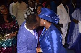 Apostle johnson suleman, auchi, benin. Lovely Photos Of Apostle Suleman Giving His Wife Lizzy A Holy Kiss During His Birthday Celebration