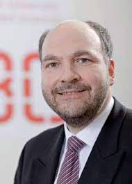 MAGAZIN DER HOCHSCHULE BOCHUM MAGAZINE OF THE BOCHUM UNIVERSITY OF APPLIED  SCIENCES