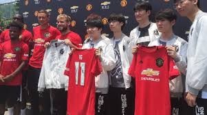The statistic shows the revenue manchester united generated from its jersey sponsorship deal from the 2009/10 season to the 2020/21 season. Manchester United Chevy Extend Sponsorship Gm Authority