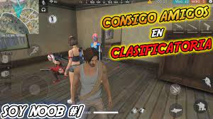 Players freely choose their starting point with their parachute, and aim to stay in the safe zone for as long as possible. Me Hago Pasar Por Noob En Free Fire Y Intento Hacer Amigos En Clasificatoria Kurko Youtube