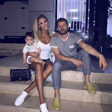 Câţi bani a scos mămica din buzunar, aflam chiar acum. Ce Mare A Crescut Fiica Biancai Dragusanu Sofia E Bucatica Din Victor