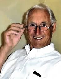 Lisa Degroot's Instagram, Twitter & Facebook