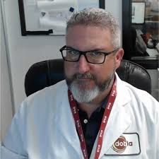 I am relatively new here, so I thought I would tell everyone a little bit  about myself! I have spent the past 8 years working with marine mammals.  Most of those years