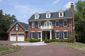 Further influence to the development of colonial style homes are seen in regional interpretations as evidenced by weather and the climate. Colonial Revival Homes Facts About This Historic House Style