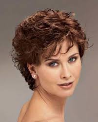 We have to thank meg ryan for popularizing the pixie in the 90s and visually encouraging girls with curly hair to embrace their curls and show them off. Pixie Haircut Curly Hair Short