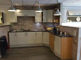 julian graham kitchens & bathrooms, 325