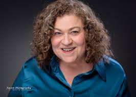 Welcome to the official account of the Northwestern University Department  of Theatre! Here, we will be highlighting our range of undergraduate and  graduate programs, giving you a glimpse into the Northwestern theatre