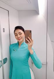 Hot girl lên tiếng khi bị vạ lây vụ tiếp viên hàng không