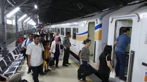 Maybe you would like to learn more about one of these? Antisipasi Penumpukan Pemudik Solo Kerahkan Kereta Api Tambahan Tribun Solo