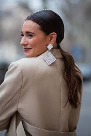 Wenn sie gerne mehr volumen im frisuren mit dem lockenstab setzen schöne akzente bei sonst glattem haar und umrahmen schön das gesicht. Frisuren Fur Lange Haare Die Schonsten Styling Ideen
