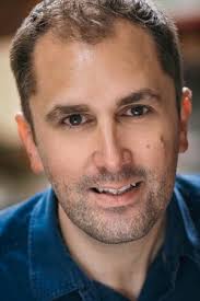 Ryan Tuck : biographie, filmographie, photos & vidéos