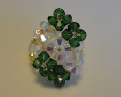 Bague Losange 7 Fleurs Verte Et Blanche En Perles De Cristal Swarovski Bague Par Perles And P Anel De Cristal Tutorial Pulseiras De Contas Animais De Micanga