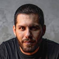 Tiago Rocha's Instagram, Twitter & Facebook