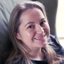 Ashley Runyon's Instagram, Twitter & Facebook