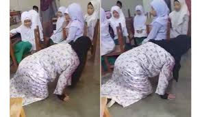 Pengajaran kisah ustazah disuruh merangkak oleh ibu murid. Marah Anak Didenda Ibu Pelajar Tergamak Denda Ustazah Merangkak Di Kelas