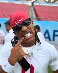 Ryan Williams & Jaylen Mbakwe show off their grills before Alabama takes