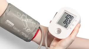 Konsumsi pisang cara praktis lain untuk menurunkan tekanan darah adalah dengan makan pisang. Ini 4 Cara Menurunkan Tekanan Darah Tinggi Lifestyle Fimela Com