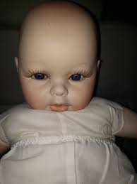 I made Porcelain Doll SMC lol while in class- i think i found that au  somewhere but idk