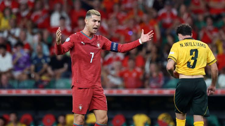 Breaking: the Portuguese Football Federation punishes Ronaldo with  suspension and a fine | Goal.com