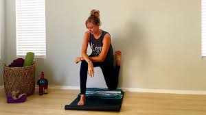 Hip Flexor Anatomy 101 Counter The Effects Of Sitting With Stetching Hip Flexor Hips Yoga Journal