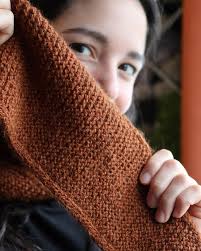 The Plain Yoke Tee 22 by Lene Holme Samsoe (Le Knit). I used Hobbii Acacia  in the colorway Hunter Green