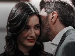 orhun herkesin içinde napıyorsun kız utandı ahahah🤭 . . @cenktorun  @mahassine_merabet #cenktorun #mahassinemerabet #esaret #hira #orhun #orhir