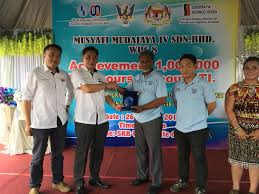 Despite its stock falling in april, cahya mata sarawak bhd (cms) has managed to pick up momentum, registering a share price growth of 17.7 per cent myr9bn (us$2.2bn) worth of contracts have already been awarded by lebuhraya borneo utara sdn bhd for the project and local market players. Skb Achieves 1mil Man Hours Pan Borneo Highway Sarawak Facebook
